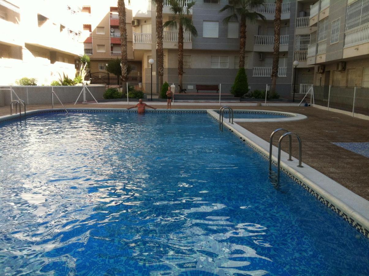Exceptionnel Appartement En Espagne Torrevieja Exterior foto